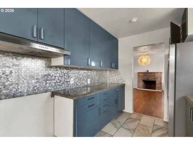 $330,500 | 1425 Calapooia Street Southwest, Albany, OR 97321