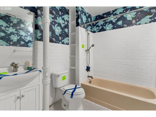 $330,500 | 1425 Calapooia Street Southwest, Albany, OR 97321