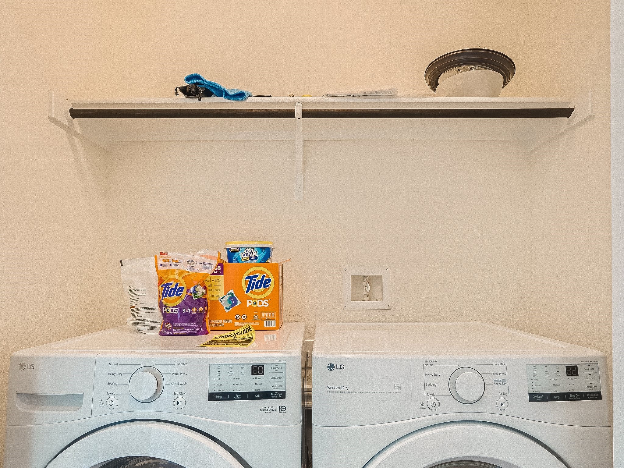 412 Arrowhead Vine Street Leander, TX 78641 - Photo 24 of 30 Laundry area - upstairs