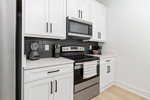 $1,695 | 725 Hornbuckle Road, Unit C3, Clarksville, TN 37043