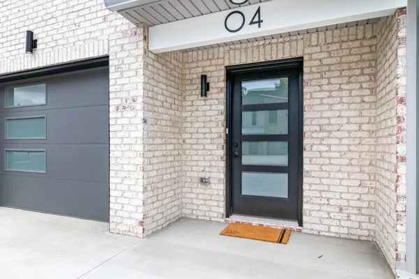 $1,695 | 725 Hornbuckle Road, Unit C3, Clarksville, TN 37043