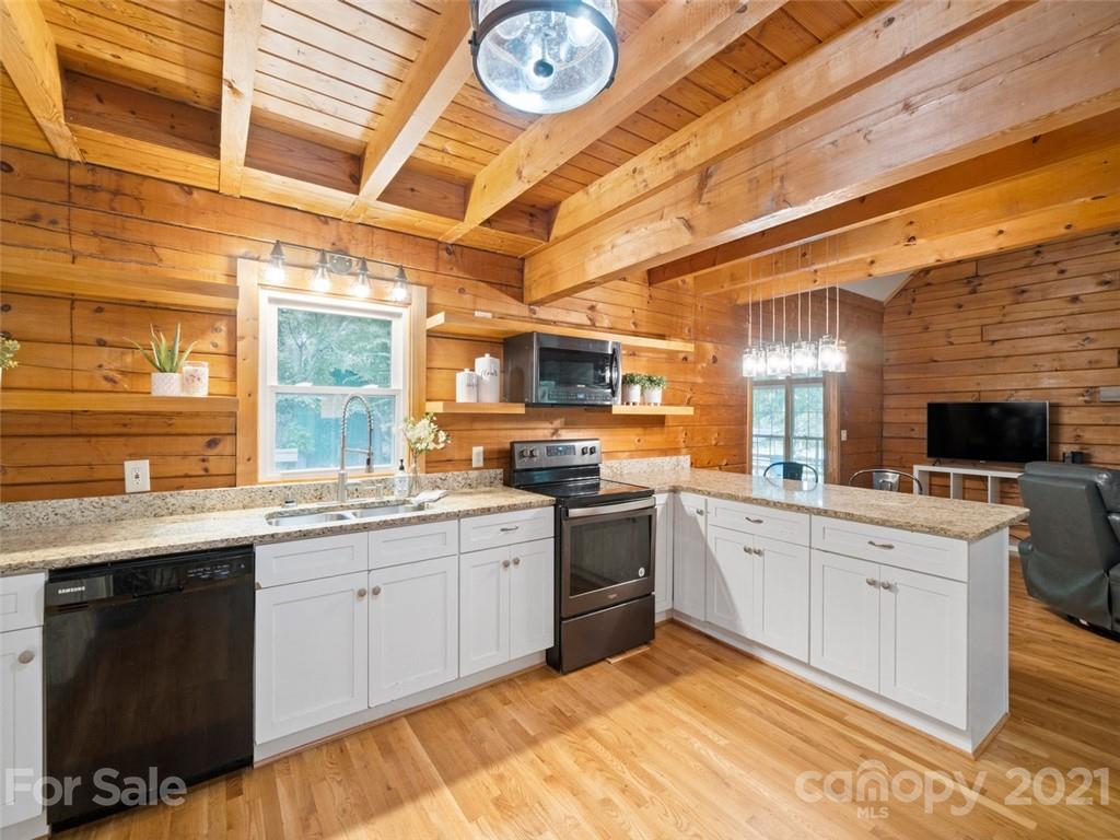 5126 Davidson Road Davidson, NC 28036 - Photo 11 of 29 Gallery Image 11