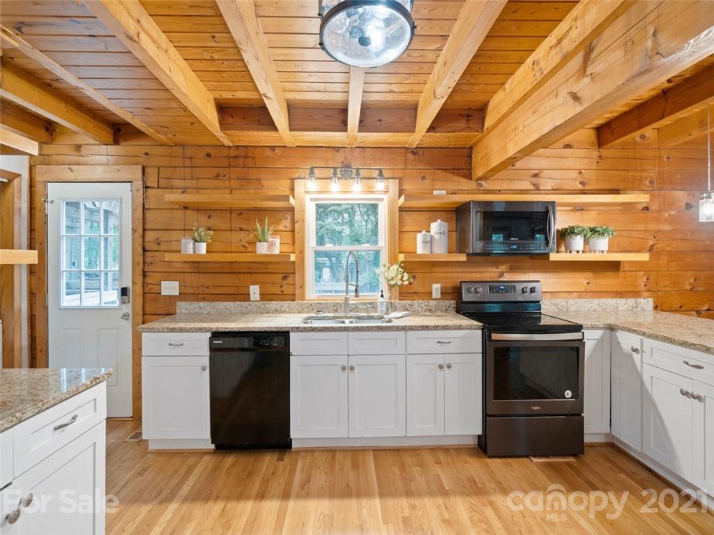 5126 Davidson Road Davidson, NC 28036 - Photo 14 of 29 Gallery Image 14