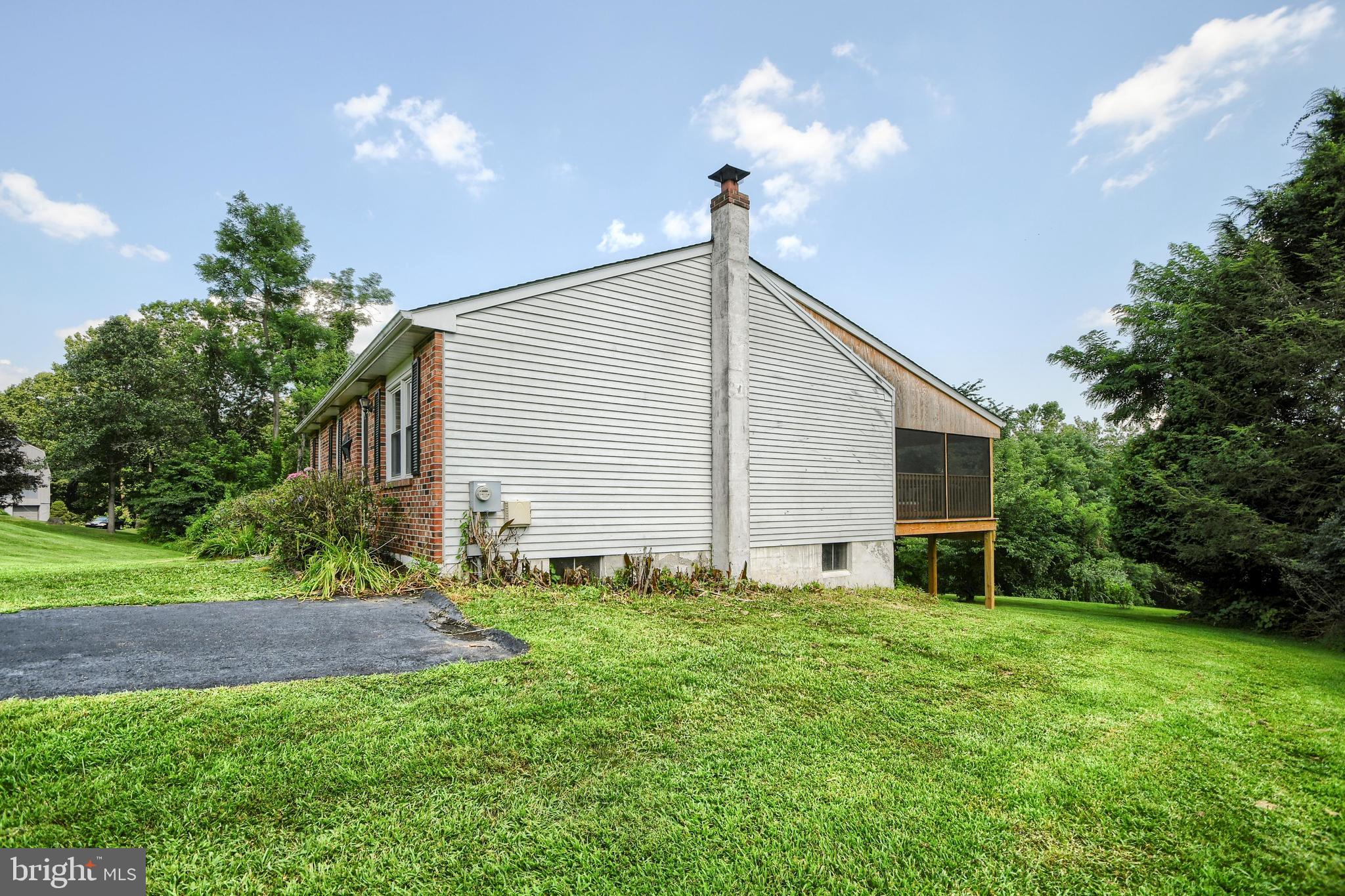 34 Beck Road Coatesville, PA 19320 - Photo 3 of 28 Gallery Image 3