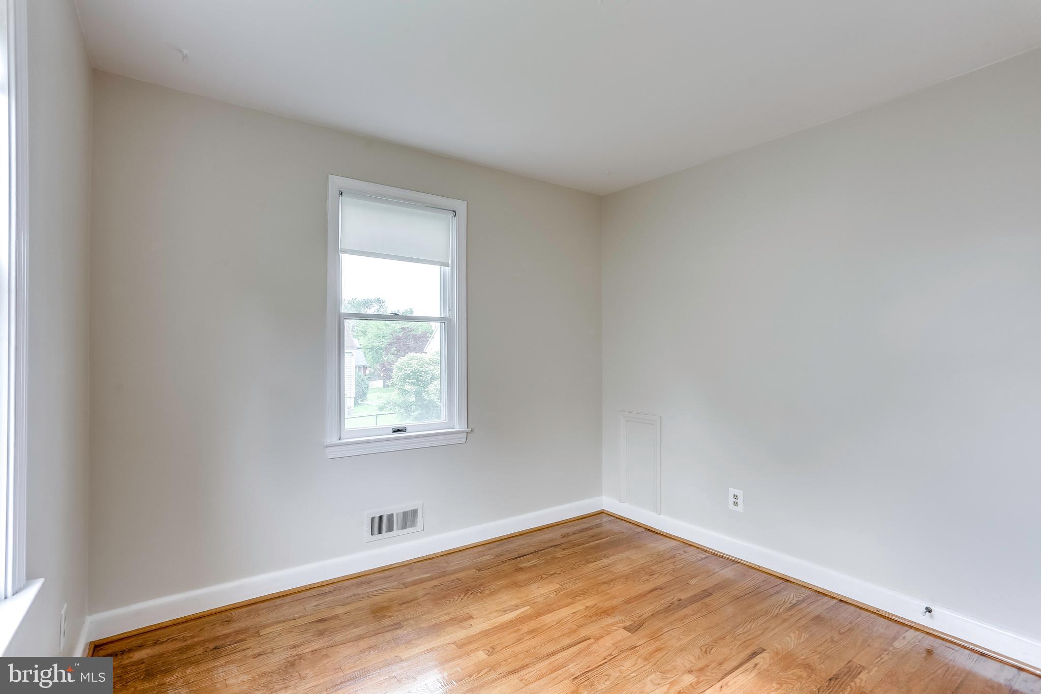 1813 Briarcliff Road Baltimore, MD 21234 - Photo 13 of 29 Bedroom