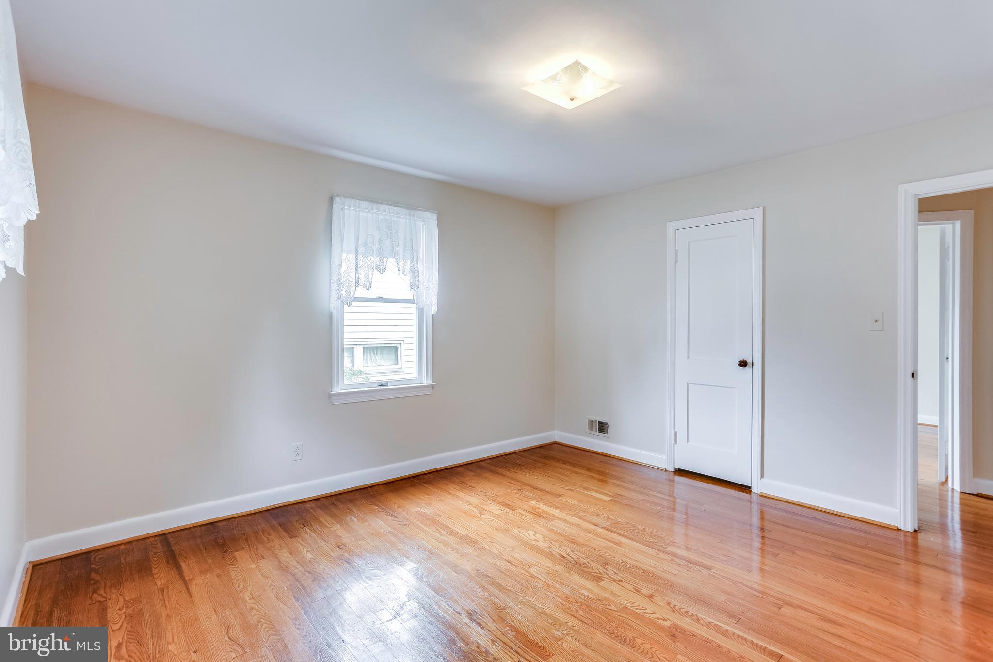 1813 Briarcliff Road Baltimore, MD 21234 - Photo 15 of 29 Bedroom