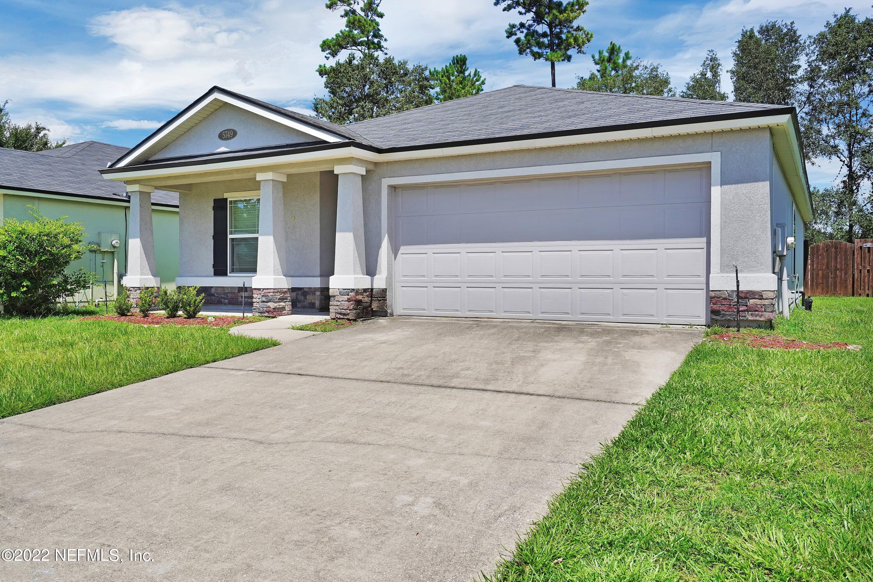 5749 Round Table Road Jacksonville, FL 32254 - Photo 3 of 26 3