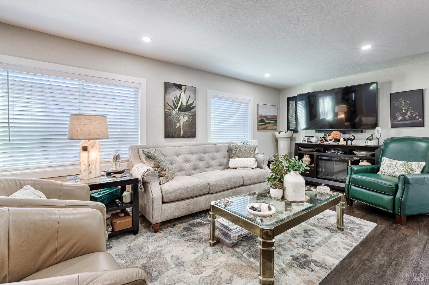 211 Apple Lane Rohnert Park, CA 94928 - Photo 5 of 26