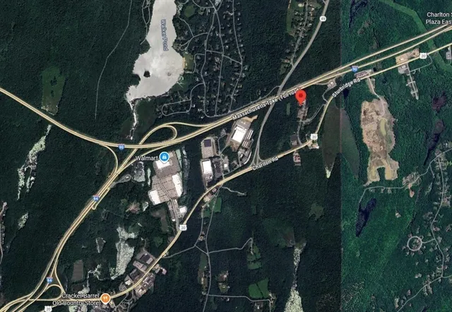 $3,600 | 23 Highfield Road, Unit D, Charlton, MA 01507