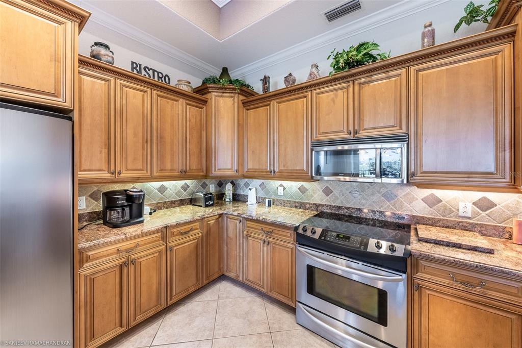 290 Lewis Circle, Unit 131 Punta Gorda, FL 33950 - Photo 8 of 56