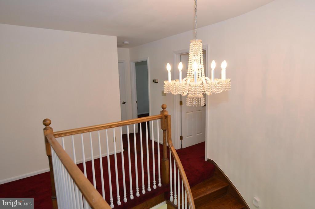 8077 Counselor Road Manassas, VA 20112 - Photo 14 of 30 Interior (General)