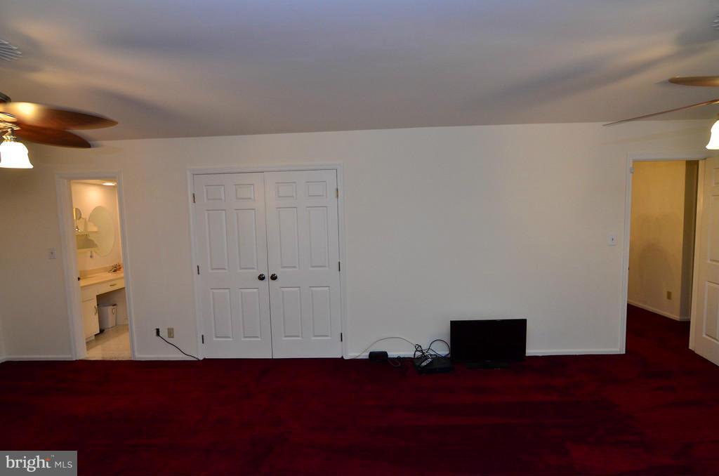 8077 Counselor Road Manassas, VA 20112 - Photo 17 of 30 Bedroom (Master)