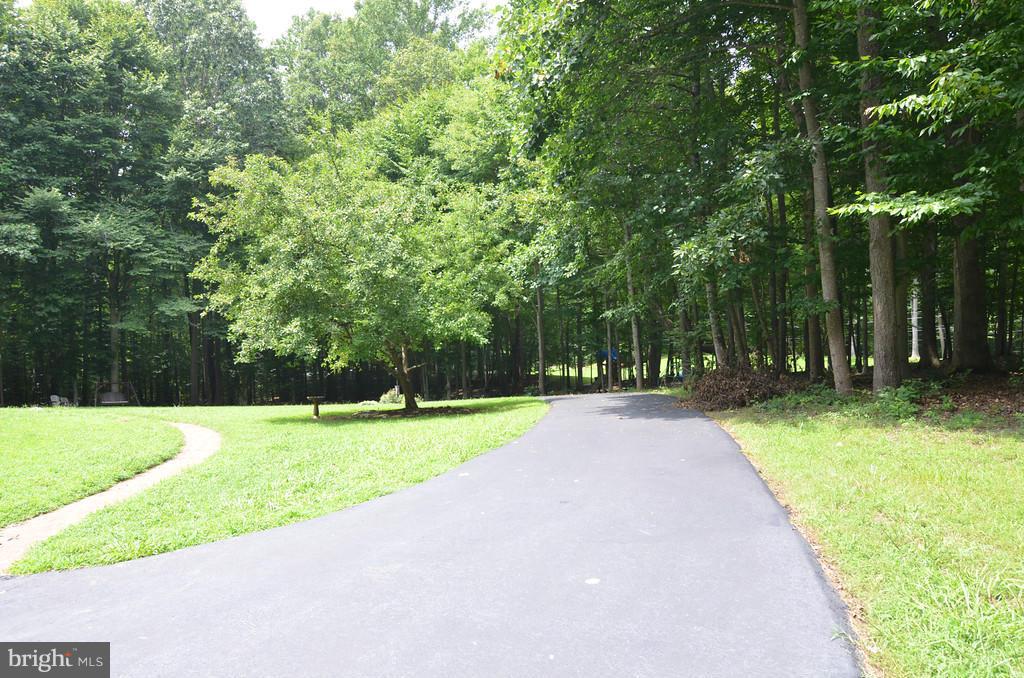 8077 Counselor Road Manassas, VA 20112 - Photo 25 of 30 Exterior (General)