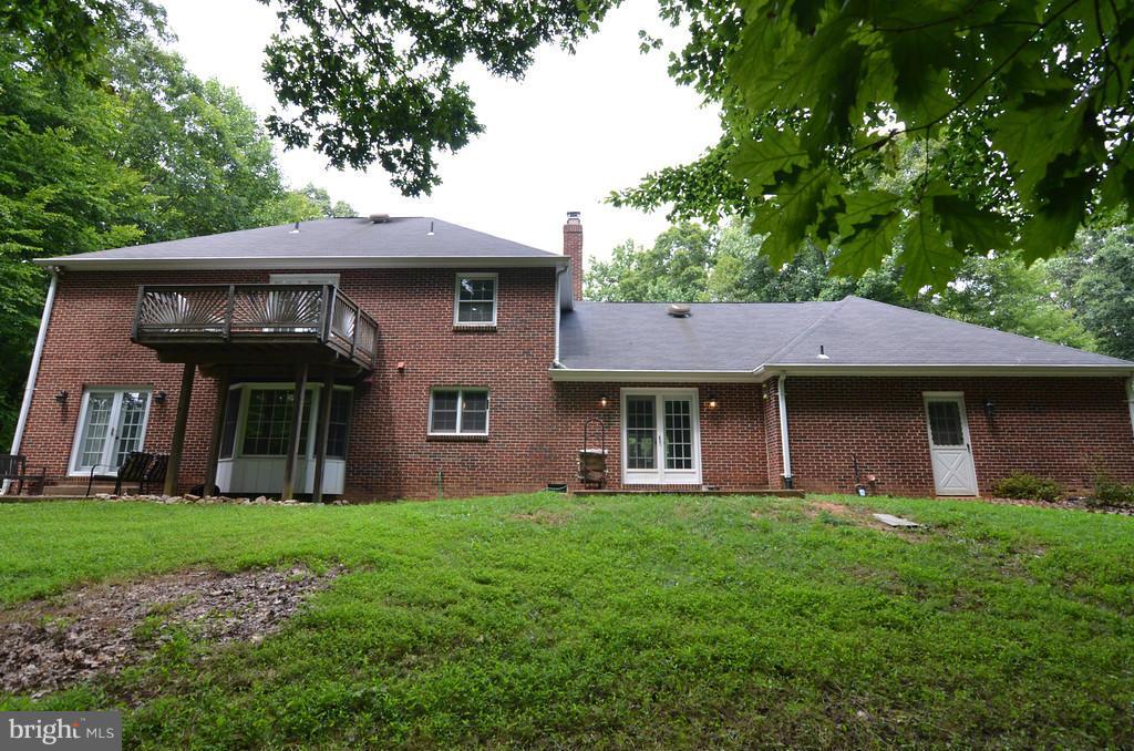 8077 Counselor Road Manassas, VA 20112 - Photo 30 of 30 Exterior (Rear)