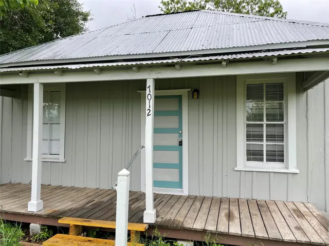 $134,900 | 7012 Farm To Market 1952, Wallis, TX 77485