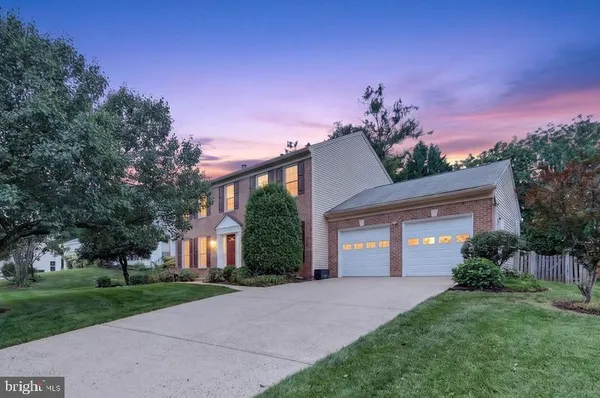 $869,000 | 12212 Meadowstream Court, Herndon, VA 20170