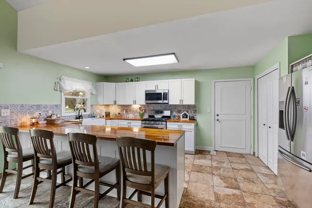 $365,000 | 3806 Brenton Drive, Joliet, IL 60431