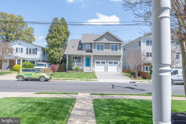 $3,850 | 804 North Florida Street, Arlington, VA 22205