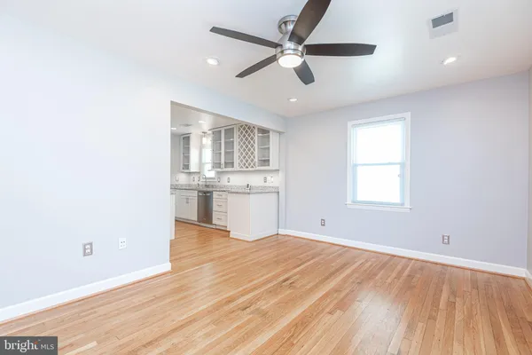 $3,850 | 804 North Florida Street, Arlington, VA 22205