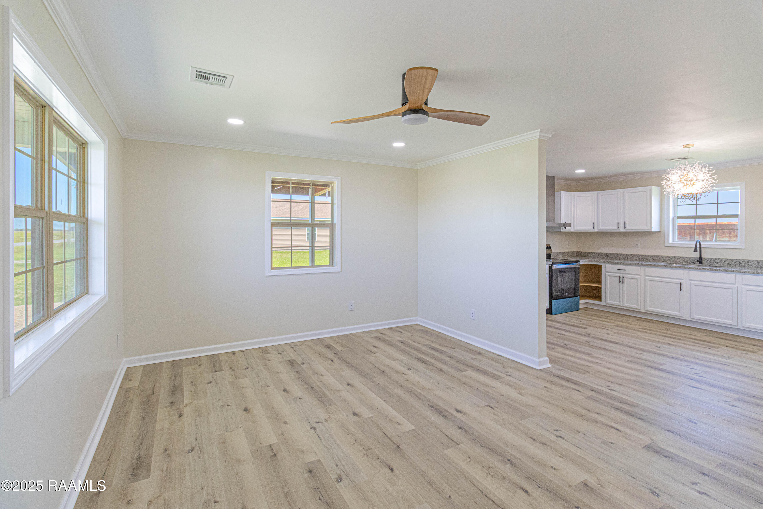 5921 Remington Road Kaplan, LA 70548 - Photo 4 of 14 IMG_6807-Edit