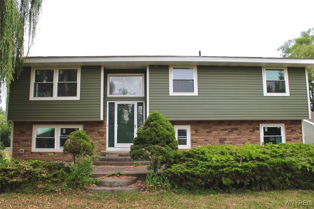 11333 Slade Road Ridgeway, NY 14103 - Photo 1 of 45