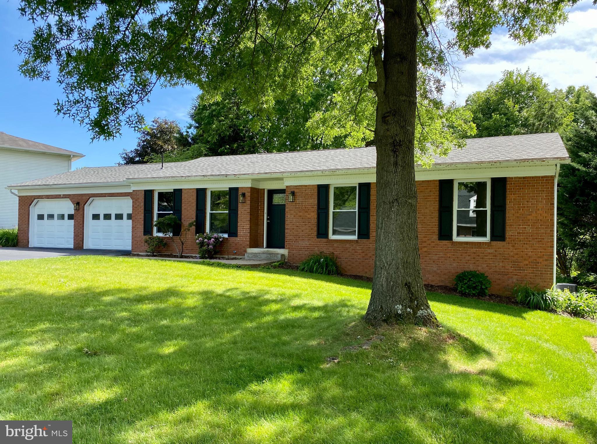 340 Yorktown Road Hershey, PA 17033 - Photo 5 of 53 Gallery Image 5