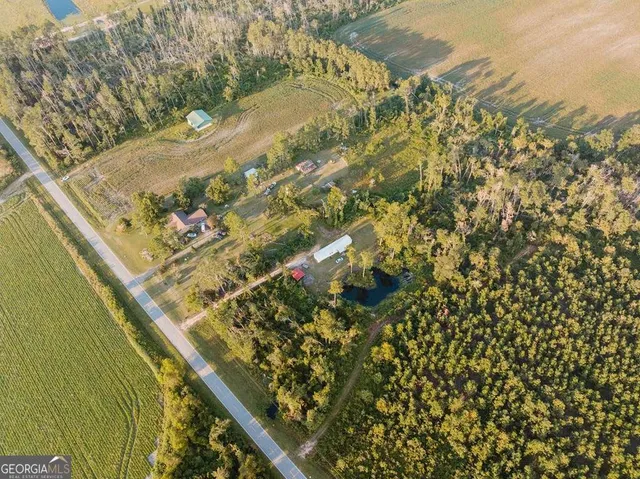 $219,000 | 279 West W H Smith Road, Denton, GA 31532