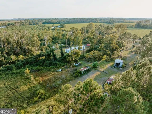 $219,000 | 279 West W H Smith Road, Denton, GA 31532