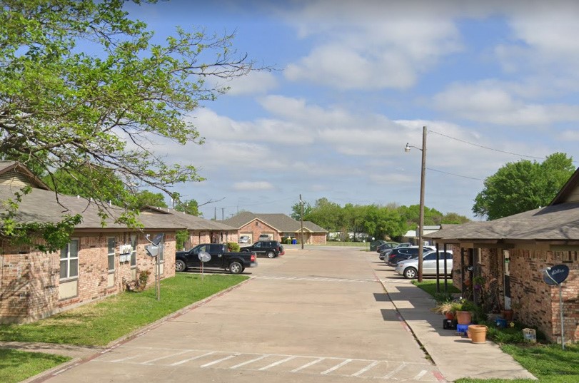 700 South Main Street Venus, TX 76084 - Photo 7 of 8