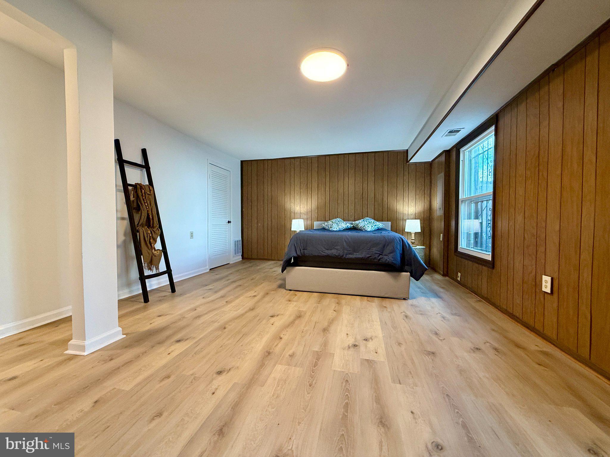 1278 Palmer Road, Unit 88 Fort Washington, MD 20744 - Photo 19 of 34 Cozy retreat with warm wood accents.