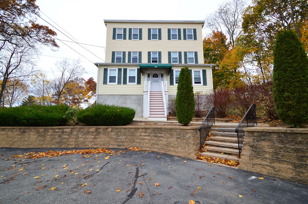 314 Water Street, Unit 5 Wakefield, MA 01880 - Photo 2 of 9