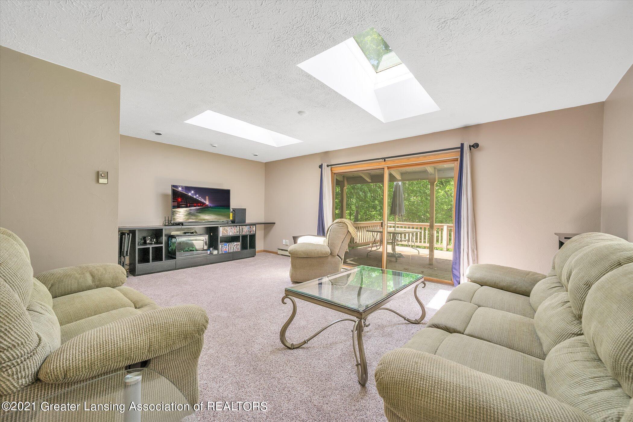 1751 North Waverly Road Holt, MI 48842 - Photo 13 of 47 13-1571 N Waverly Rd-Windowstill-Real-Es