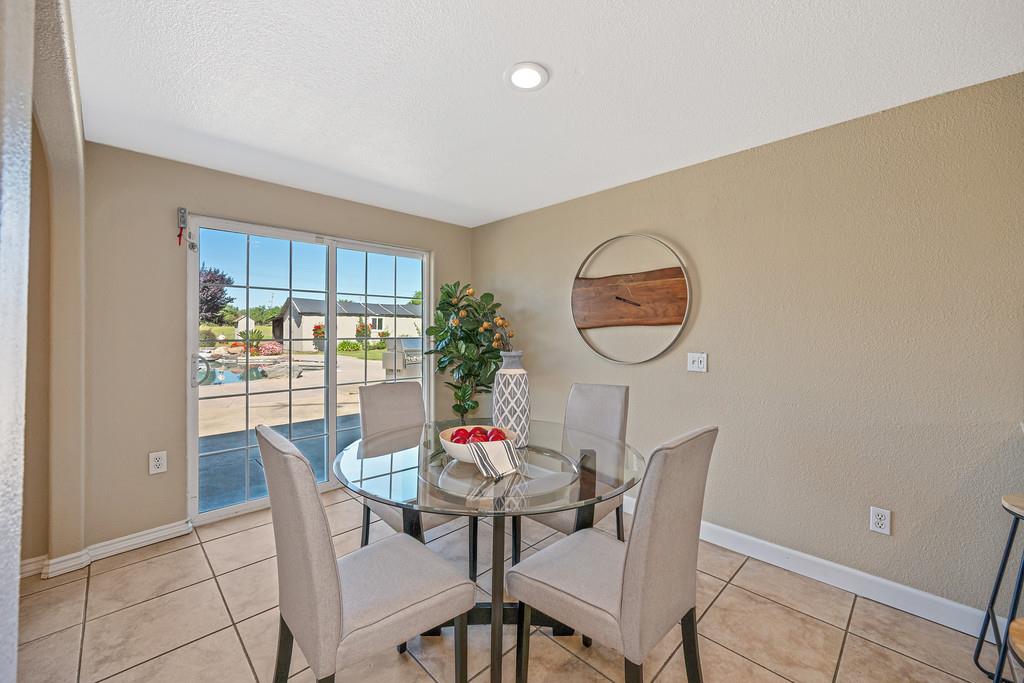8350 Bianchi Road Roseville, CA 95747 - Photo 17 of 63