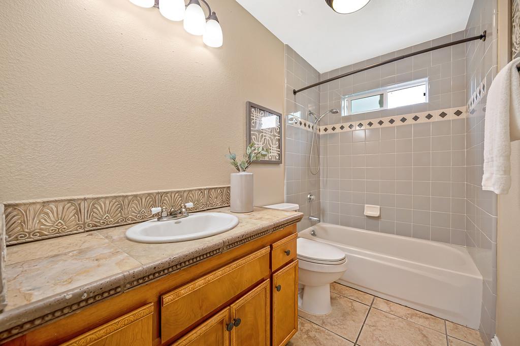 8350 Bianchi Road Roseville, CA 95747 - Photo 38 of 63
