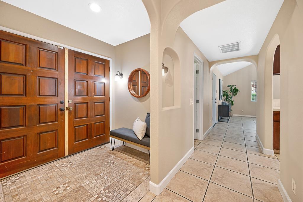 8350 Bianchi Road Roseville, CA 95747 - Photo 8 of 63