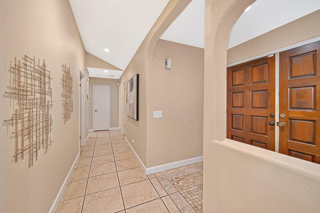 8350 Bianchi Road Roseville, CA 95747 - Photo 9 of 63