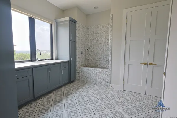 $4,950,000 | 7011 Bella Rose, San Antonio, TX 78256