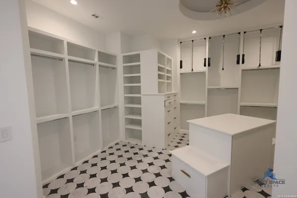 $4,950,000 | 7011 Bella Rose, San Antonio, TX 78256