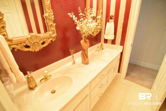 25660 Austin Road Daphne, AL 36526 - Photo 22 of 25 His-and-Her Sinks