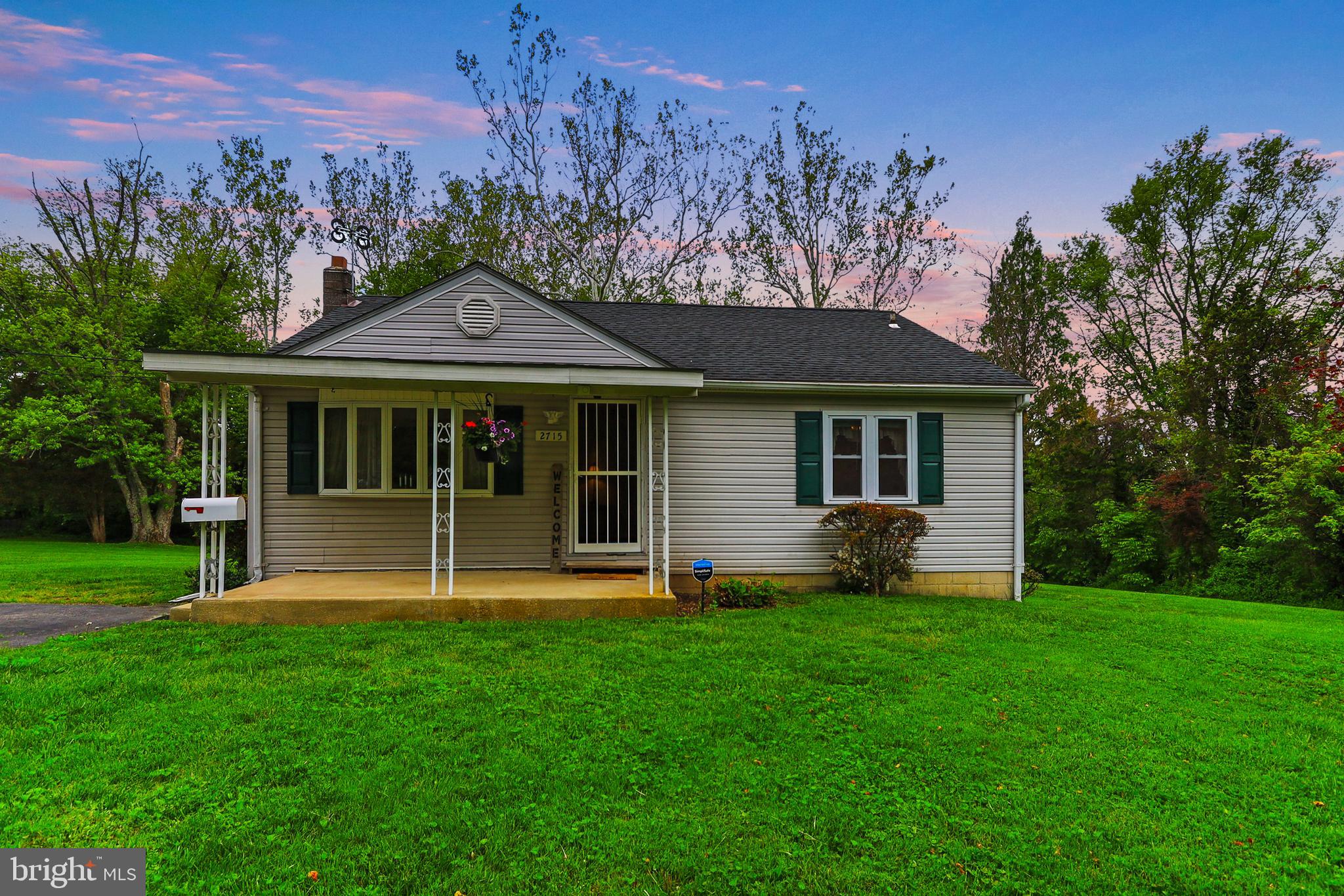 Welcome to 2715 Cullum Road!