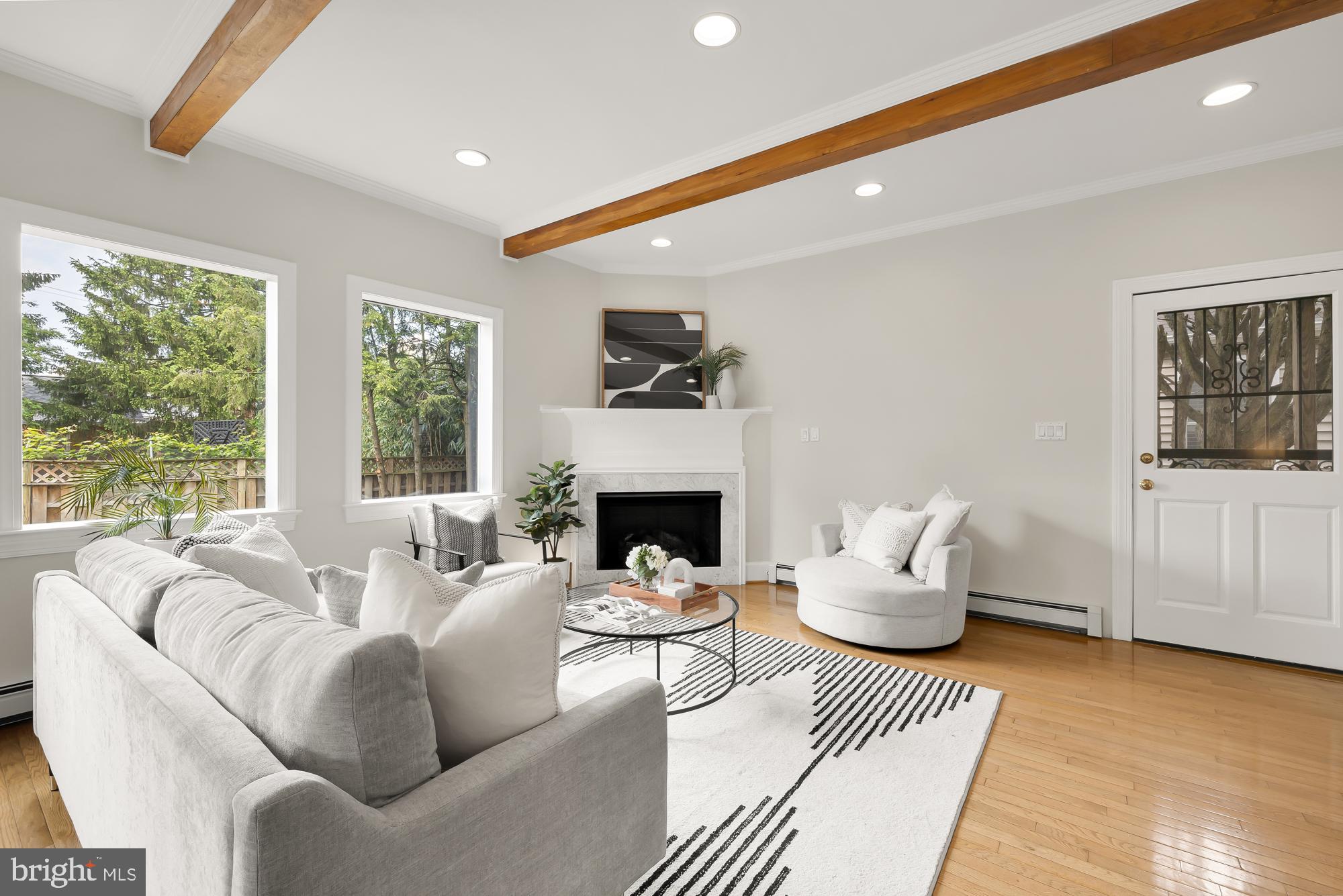 4613 Maple Avenue Bethesda, MD 20814 - Photo 11 of 31