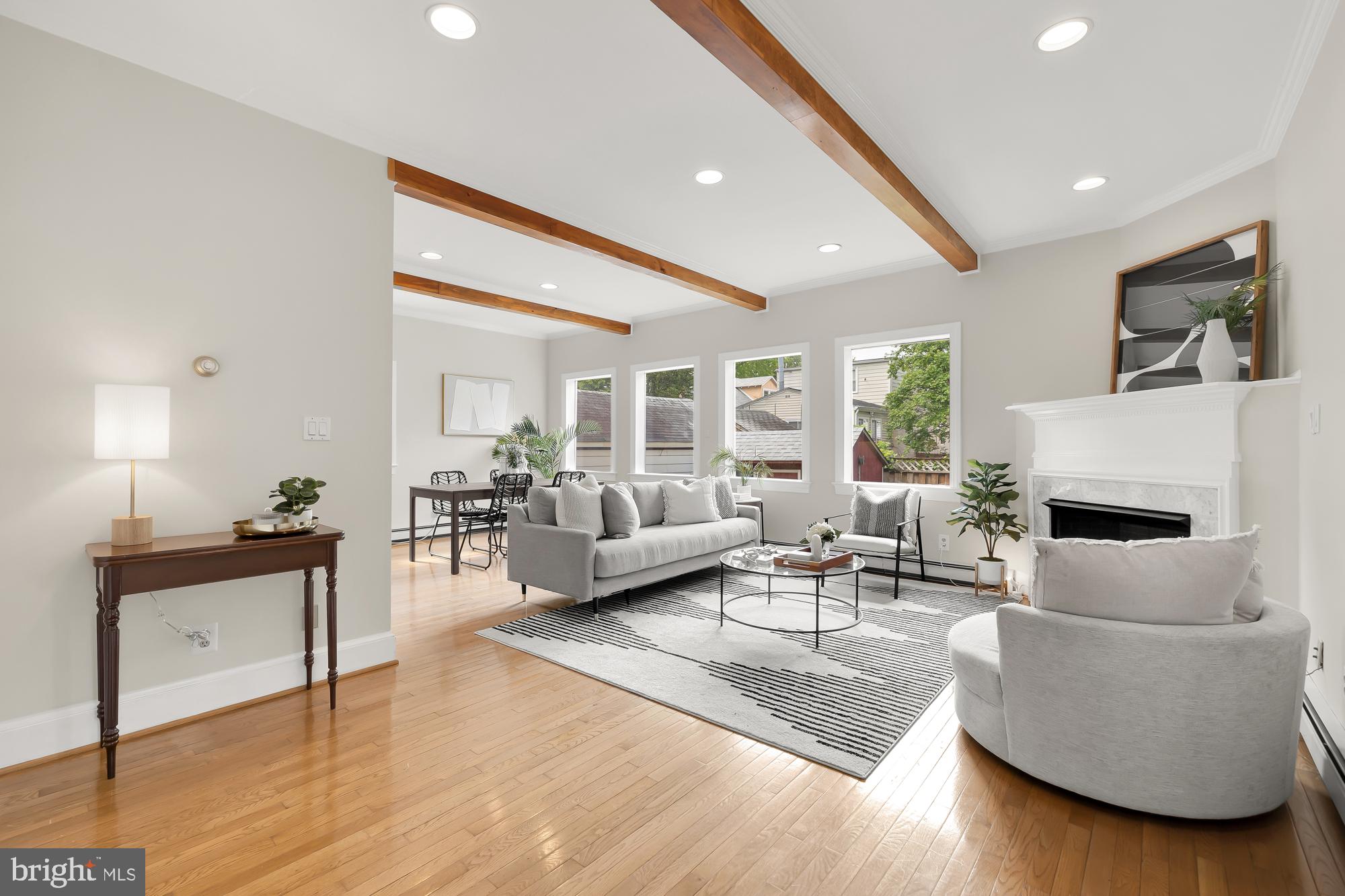 4613 Maple Avenue Bethesda, MD 20814 - Photo 13 of 31