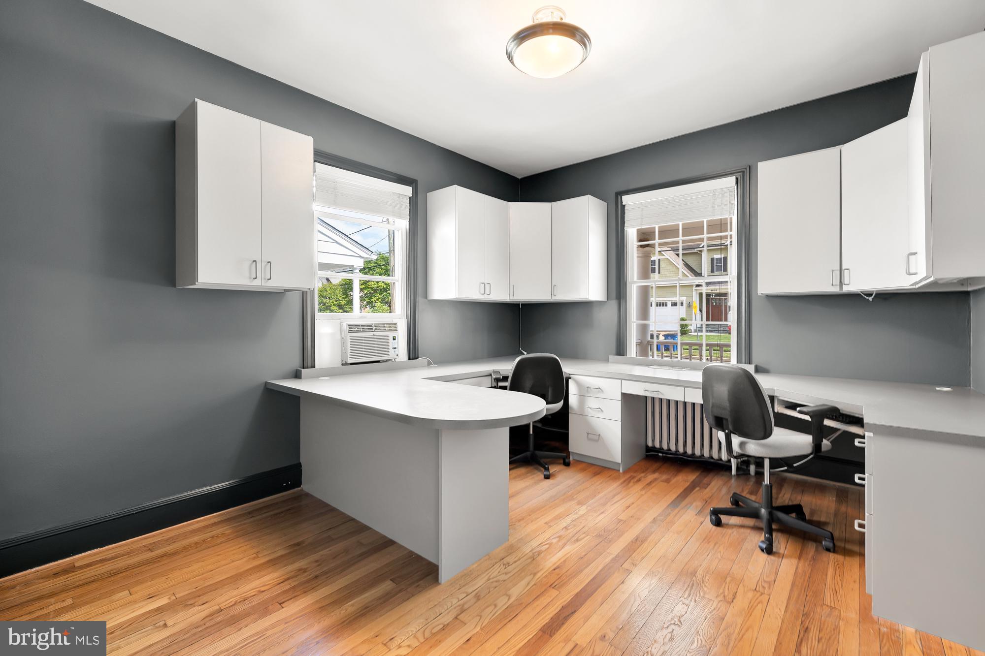 4613 Maple Avenue Bethesda, MD 20814 - Photo 17 of 31