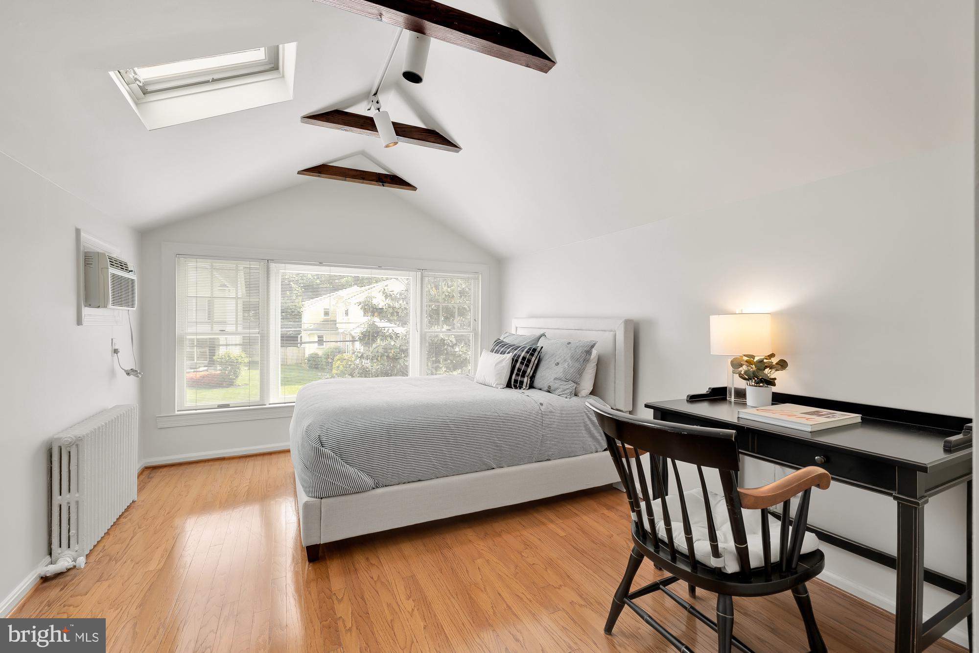 4613 Maple Avenue Bethesda, MD 20814 - Photo 27 of 31