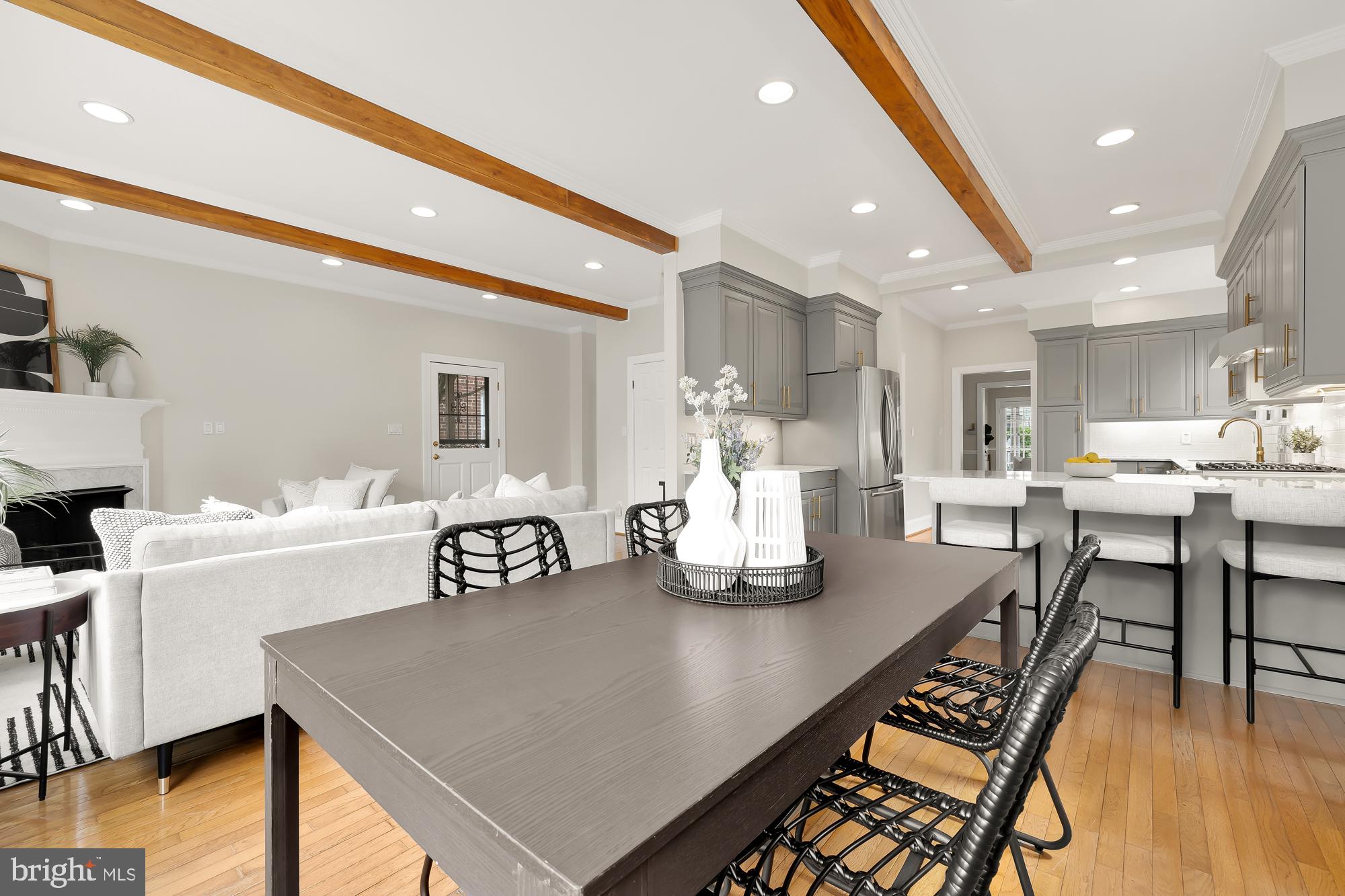 4613 Maple Avenue Bethesda, MD 20814 - Photo 10 of 31