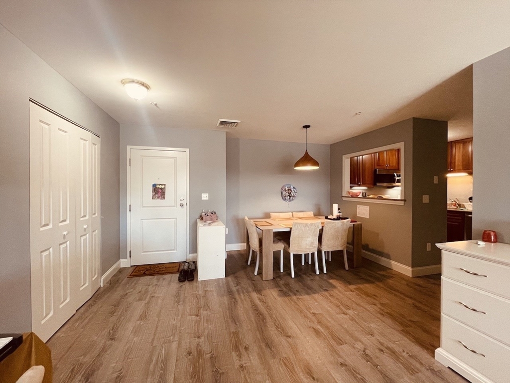 318 Rindge Avenue, Unit 304 Cambridge, MA 02140 - Photo 7 of 27