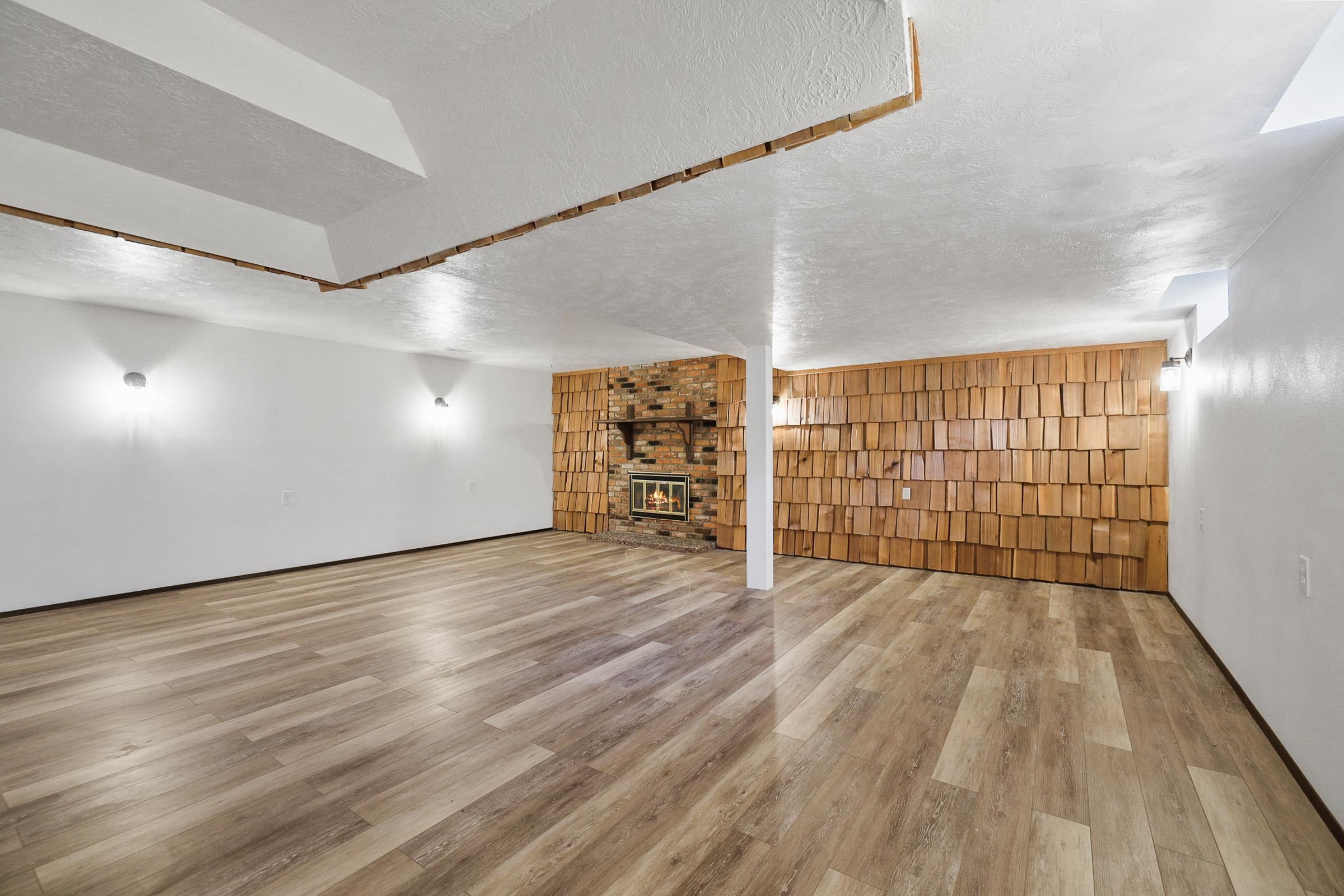 1423 South Woodlawn Road Spokane Valley, WA 99216 - Photo 19 of 27