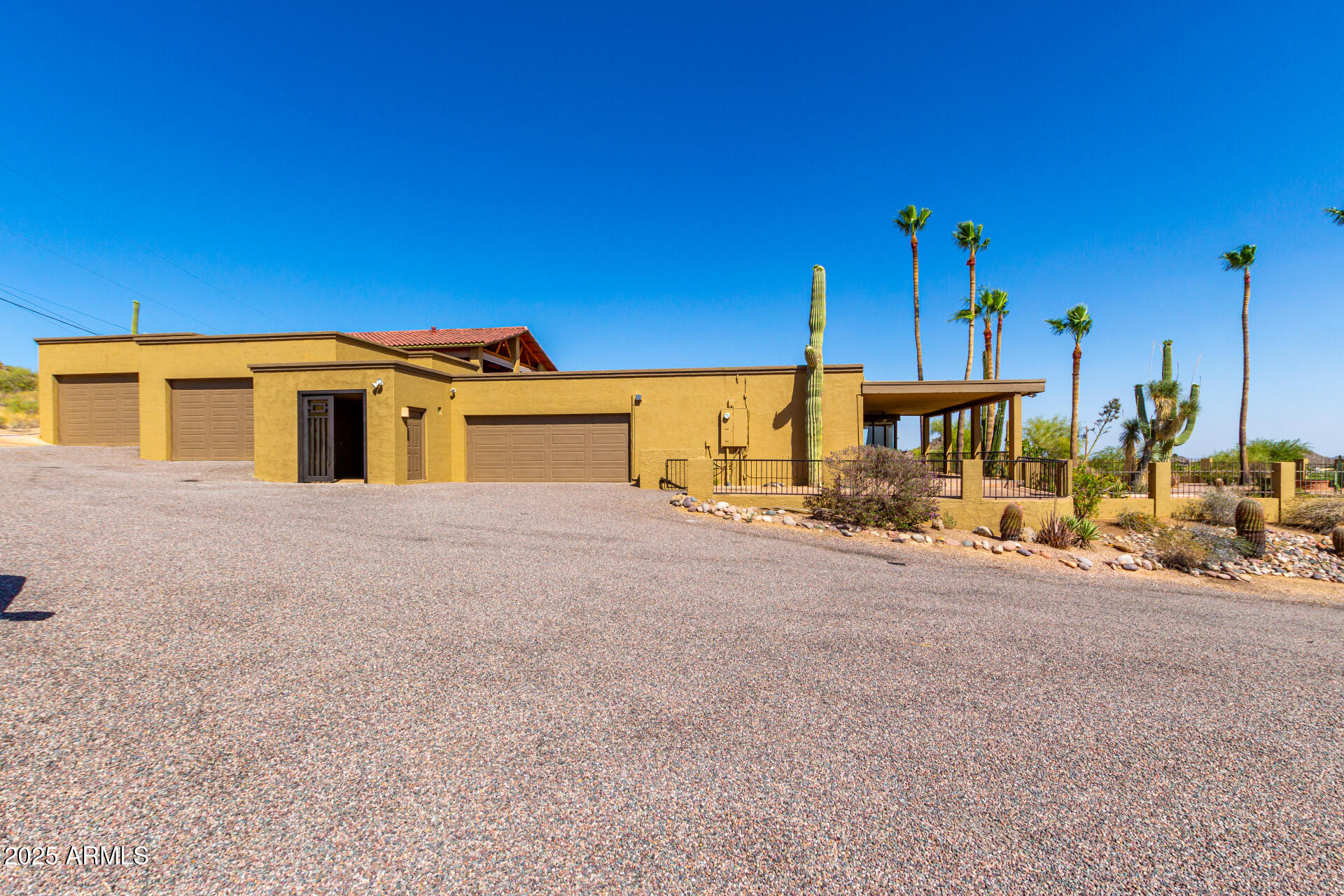 8752 East Range Rider Trail Mesa, AZ 85207 - Photo 21 of 71 8752 E Range Rider 85207
