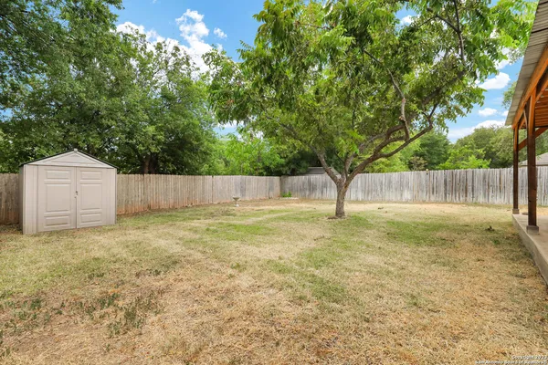 $1,895 | 6442 Maverick Trail Drive, San Antonio, TX 78240