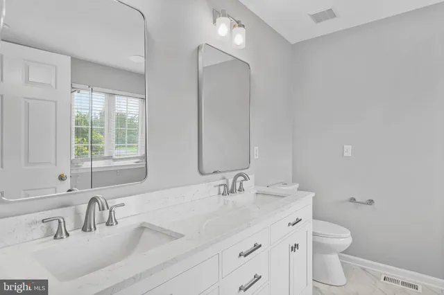 $569,000 | 15274 Robinson Drive, Milton, DE 19968